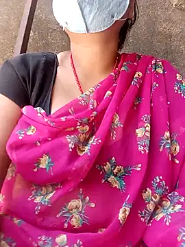 Snapshot of Lattika-Bhabhi chatting on April 9, 2026, 6:41 am Lattika-Bhabhi online show from April 9, 2026, 6:41 am