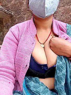 Snapshot of Lattika-Bhabhi chatting on December 14, 2025, 8:42 am Lattika-Bhabhi online show from December 14, 2025, 8:42 am