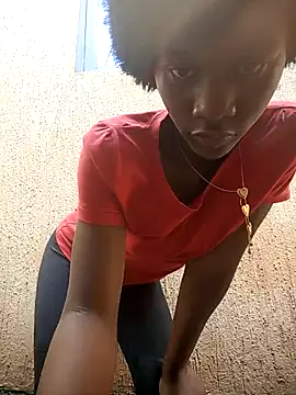 Petite li online show from December 14, 2025, 7:47 am