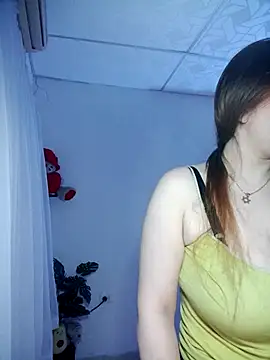 Snapshot of lorenitabella chatting on February 15, 2026, 9:52 am lorenitabella online show from February 15, 2026, 9:52 am