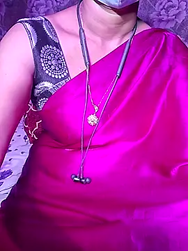 Snapshot of XBHUUME chatting on September 17, 2025, 5:15 pm XBHUUME online show from September 17, 2025, 5:15 pm