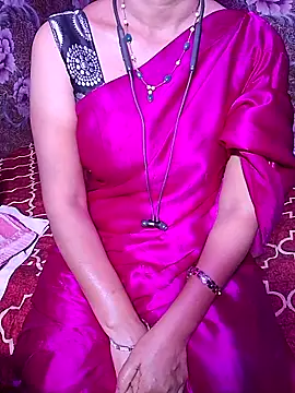 Snapshot of XBHUUME chatting on April 9, 2026, 4:57 pm XBHUUME online show from April 9, 2026, 4:57 pm