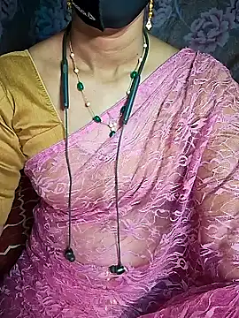 Snapshot of XBHUUME chatting on December 30, 2024, 5:34 pm XBHUUME online show from December 30, 2024, 5:34 pm