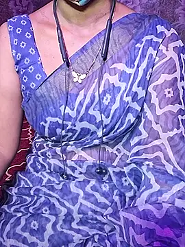 XBHUUME online show from November 19, 2025, 5:13 pm