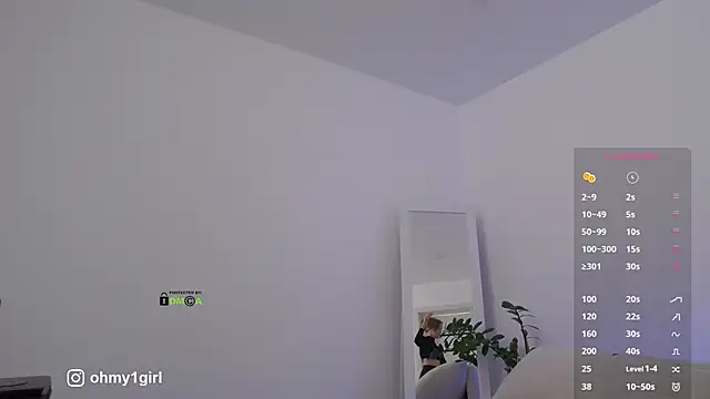 Snapshot of Fallinlove1 chatting on January 16, 2026, 7:45 am Fallinlove1 online show from January 16, 2026, 7:45 am