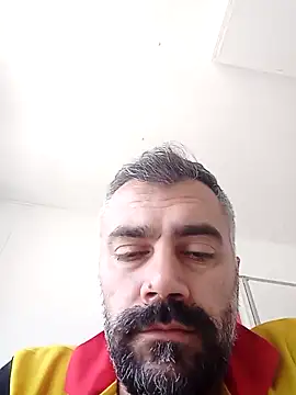 Snapshot of kevgir08 chatting on June 10, 2026, 10:05 am kevgir08 online show from June 10, 2026, 10:05 am