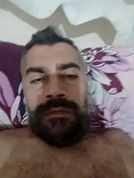 Snapshot of kevgir08 chatting on July 13, 2026, 10:09 pm kevgir08 online show from July 13, 2026, 10:09 pm