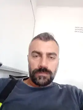 Snapshot of kevgir08 chatting on June 26, 2026, 10:43 am kevgir08 online show from June 26, 2026, 10:43 am