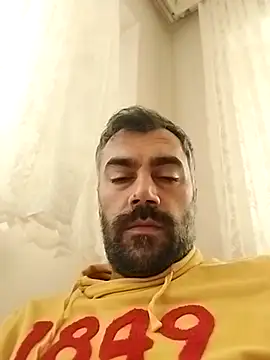 kevgir08 online show from November 25, 2025, 1:55 pm