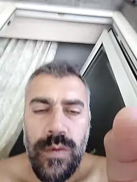Snapshot of kevgir08 chatting on July 11, 2026, 12:27 pm kevgir08 online show from July 11, 2026, 12:27 pm