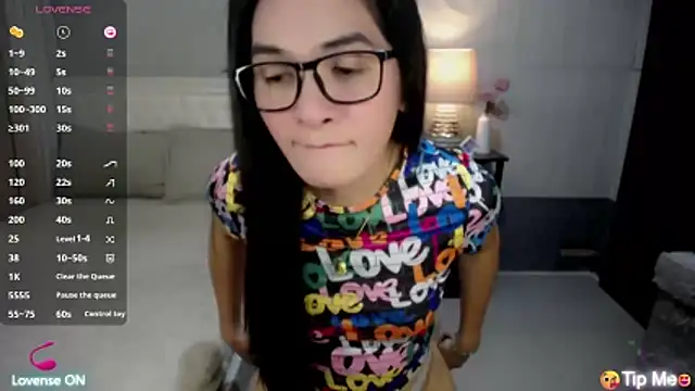 xAsianSweetHeart online show from May 14, 2026, 11:24 pm