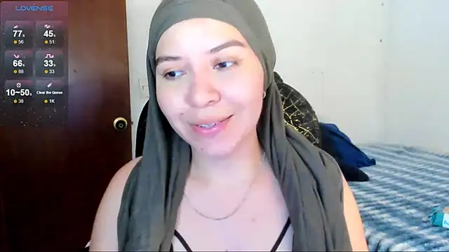 Snapshot of MatchedEyebrow chatting on May 8, 2026, 8:34 pm MatchedEyebrow online show from May 8, 2026, 8:34 pm