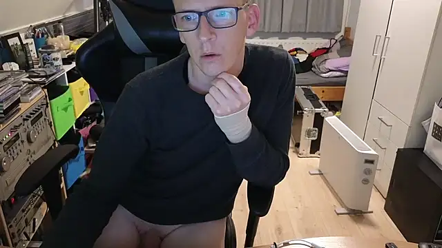 sexmenlion online show from October 12, 2025, 8:54 pm