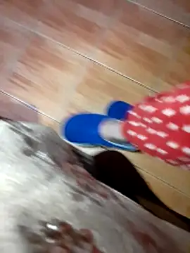 Snapshot of feet_toes chatting on February 9, 2026, 7:06 am feet toes online show from February 9, 2026, 7:06 am