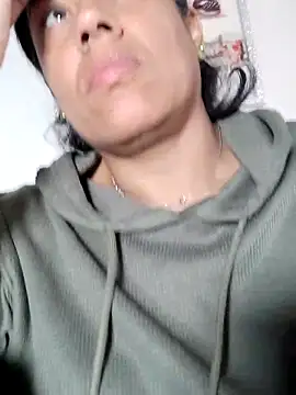 Molly newman6 online show from April 11, 2026, 11:03 am