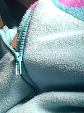 Molly newman6 online show from April 16, 2026, 2:18 pm