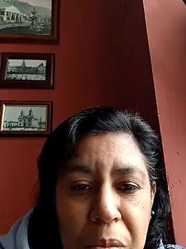 Snapshot of Molly_newman6 chatting on December 19, 2025, 12:40 pm Molly newman6 online show from December 19, 2025, 12:40 pm