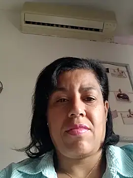 Snapshot of Molly_newman6 chatting on September 22, 2025, 1:17 pm Molly newman6 online show from September 22, 2025, 1:17 pm