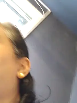 Molly newman6 online show from April 8, 2026, 12:06 pm