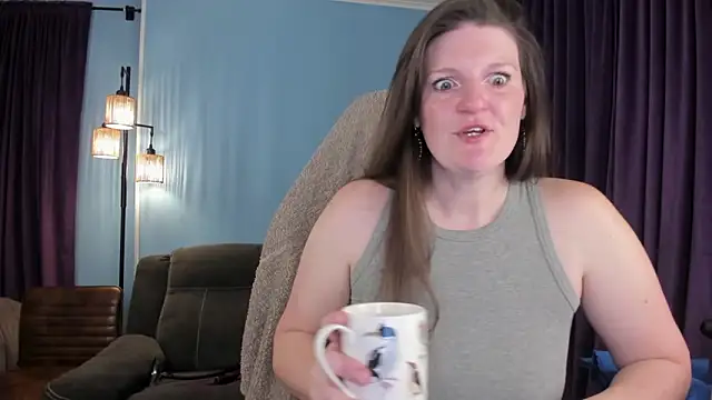 Kelly Carolina online show from February 2, 2026, 12:15 pm