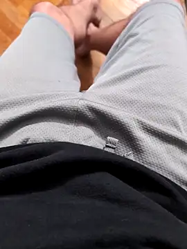 MrandMrsHaze online show from October 21, 2025, 3:06 am