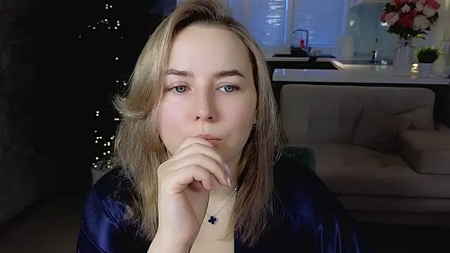 Mira Mermayd online show from March 6, 2026, 1:11 am