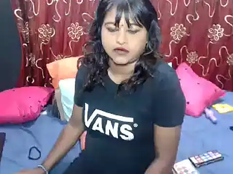 Snapshot of indian_glitter chatting on December 2, 2025, 12:29 pm indian glitter online show from December 2, 2025, 12:29 pm