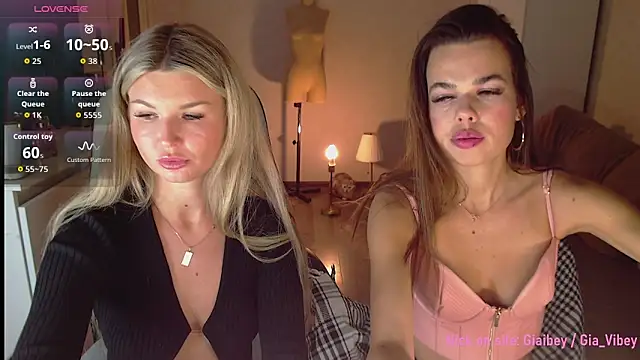 AngelMiaM online show from February 24, 2026, 6:09 pm