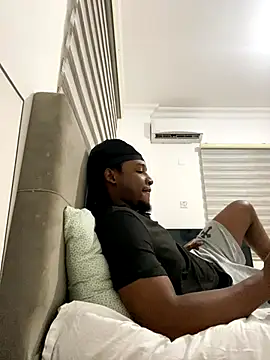 finefinance online show from November 5, 2025, 6:33 pm