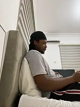 finefinance online show from October 9, 2025, 7:47 pm