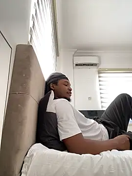 finefinance online show from October 31, 2025, 6:32 am