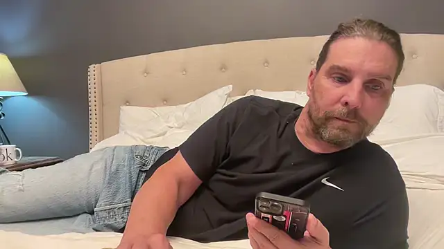 Snapshot of RyanRitchie chatting on November 21, 2025, 5:34 pm RyanRitchie online show from November 21, 2025, 5:34 pm