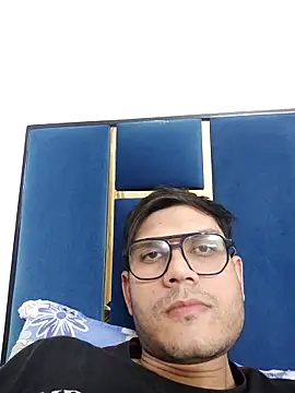 alex78265 online show from October 9, 2025, 4:40 pm