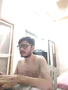Snapshot of alex78265 chatting on June 4, 2026, 11:26 am alex78265 online show from June 4, 2026, 11:26 am