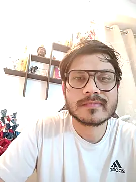 Snapshot of alex78265 chatting on February 12, 2026, 5:45 pm alex78265 online show from February 12, 2026, 5:45 pm