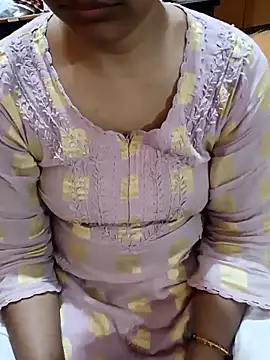 Snapshot of Diya_143 chatting on March 14, 2025, 9:46 am Diya 143 online show from March 14, 2025, 9:46 am