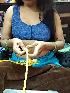 Snapshot of Diya_143 chatting on January 9, 2026, 6:15 pm Diya 143 online show from January 9, 2026, 6:15 pm