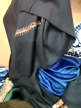 Snapshot of Diya_143 chatting on January 8, 2026, 5:57 am Diya 143 online show from January 8, 2026, 5:57 am