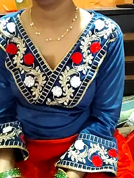 Snapshot of Diya_143 chatting on January 17, 2026, 8:29 am Diya 143 online show from January 17, 2026, 8:29 am