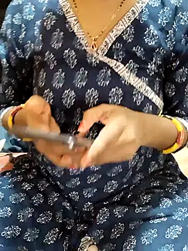 Snapshot of Diya_143 chatting on October 25, 2025, 6:08 pm Diya 143 online show from October 25, 2025, 6:08 pm