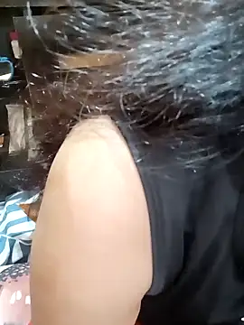 Snapshot of Diya_143 chatting on October 30, 2025, 7:50 am Diya 143 online show from October 30, 2025, 7:50 am