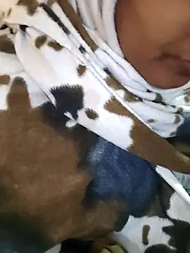 Snapshot of Diya_143 chatting on January 7, 2026, 5:45 am Diya 143 online show from January 7, 2026, 5:45 am