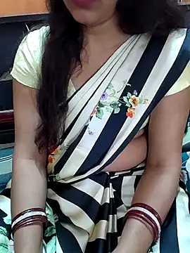 Snapshot of Diya_143 chatting on March 2, 2026, 6:58 am Diya 143 online show from March 2, 2026, 6:58 am