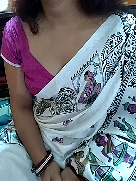 Snapshot of Diya_143 chatting on March 1, 2026, 7:30 am Diya 143 online show from March 1, 2026, 7:30 am