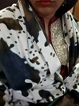 Snapshot of Diya_143 chatting on February 8, 2026, 3:59 am Diya 143 online show from February 8, 2026, 3:59 am