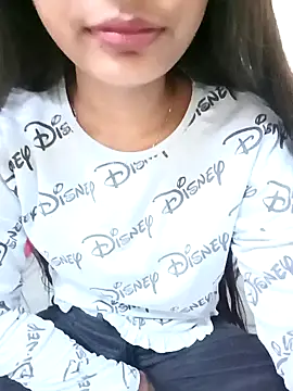 Snapshot of Nupur_69 chatting on December 22, 2024, 10:47 pm Nupur 69 online show from December 22, 2024, 10:47 pm