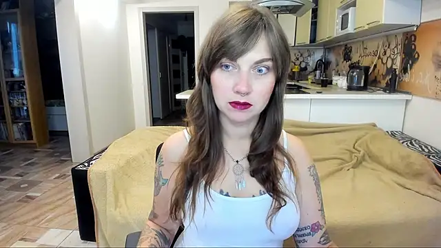 StacyTigerr online show from October 11, 2025, 9:54 am