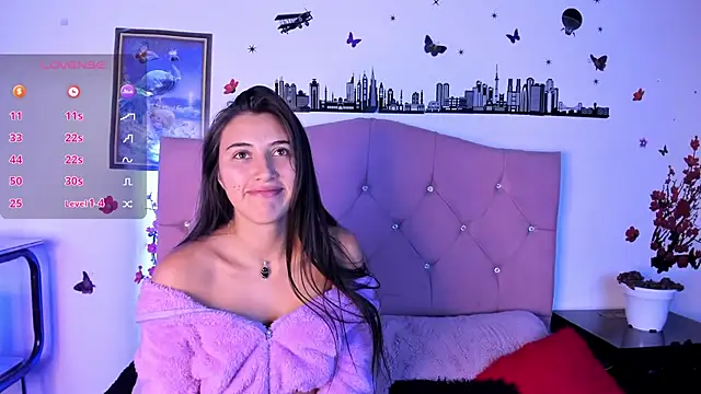 brenda moris01 online show from September 23, 2025, 9:22 pm