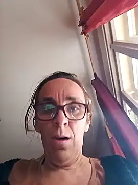 Dettybitch40 online show from October 21, 2025, 12:37 pm