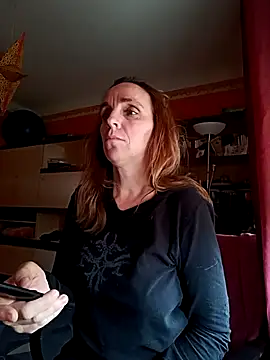 Dettybitch40 online show from October 30, 2025, 8:01 am